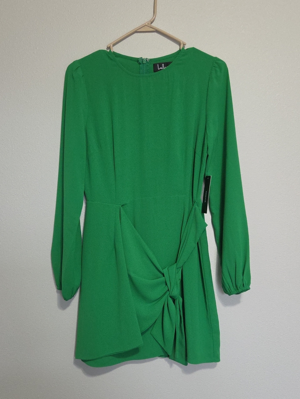 Lulu's Kelly Green Long-Sleeve Knot Front Dress